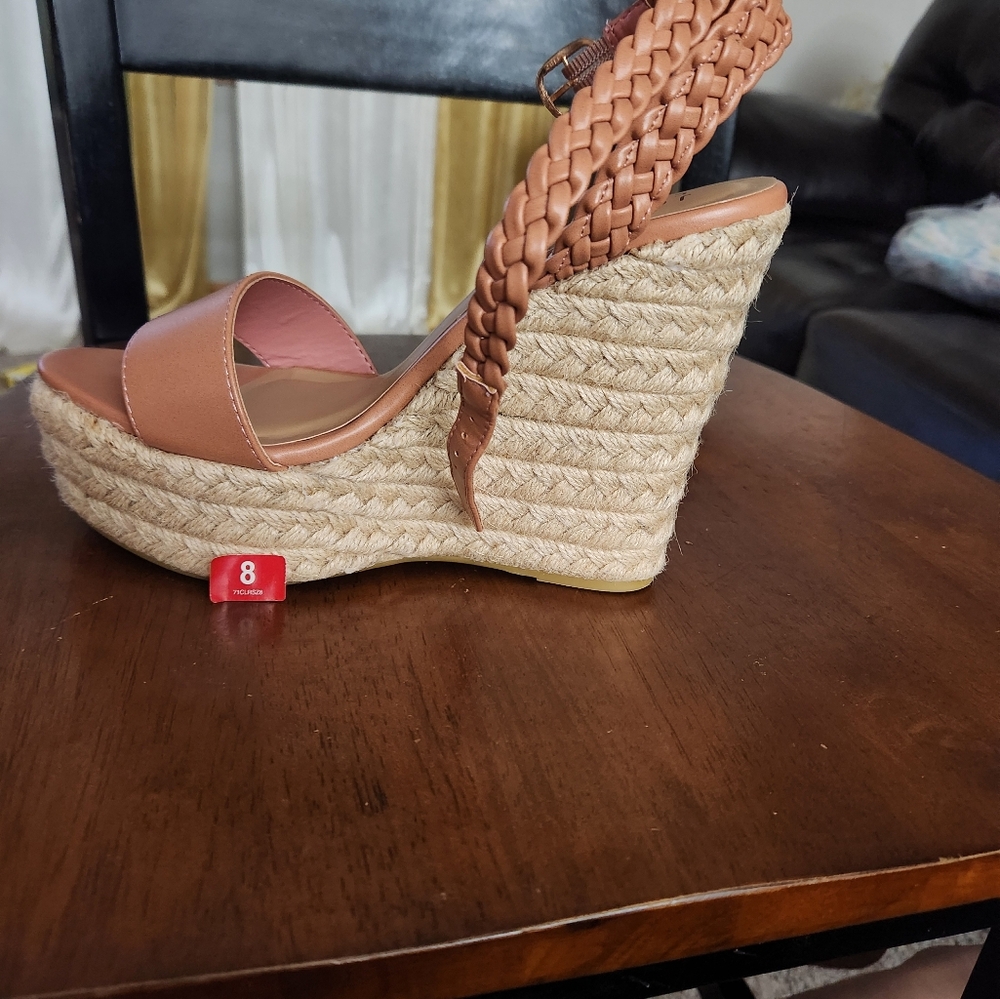 Cute and comfortable wedges - Picture 2 of 2